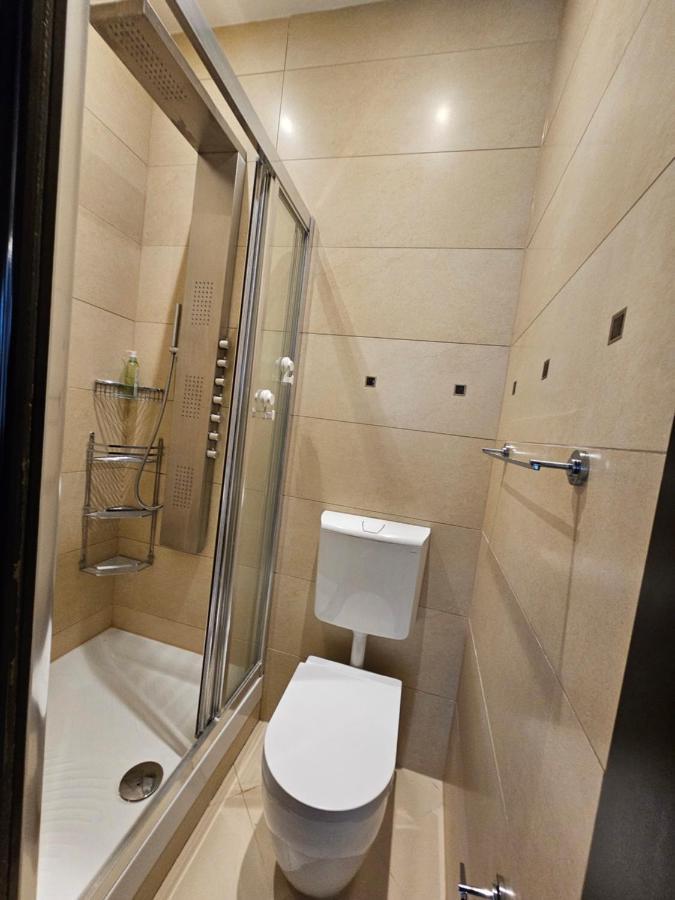 Azzuro Apartment Self Check In Rijeka Luaran gambar