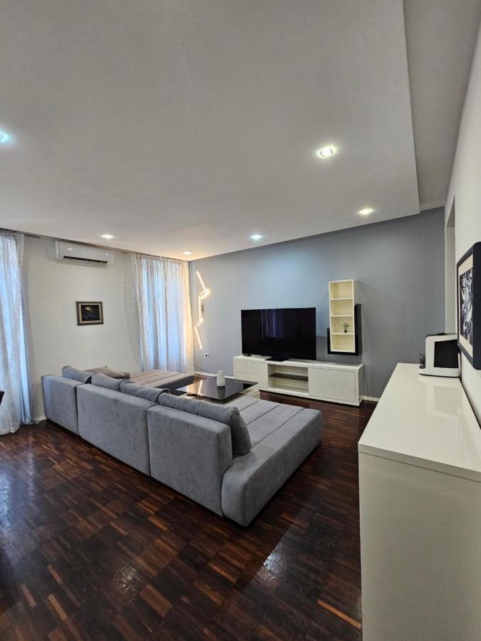 Azzuro Apartment Self Check In Rijeka Luaran gambar